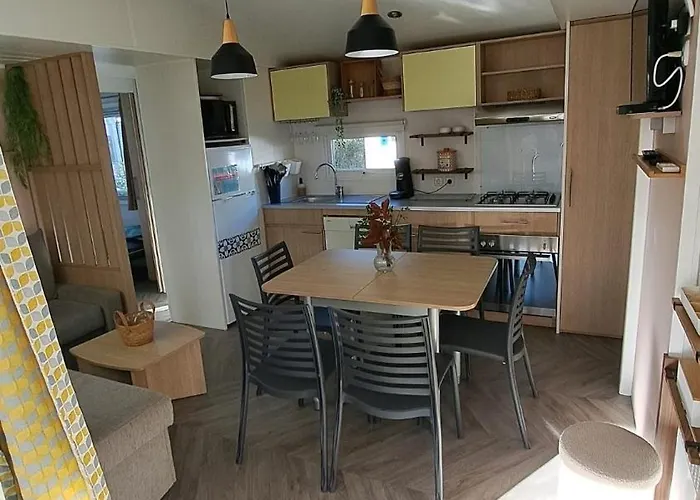 Prázdninový dům Camping Siblu La Reserve 4 Etoiles Gastes